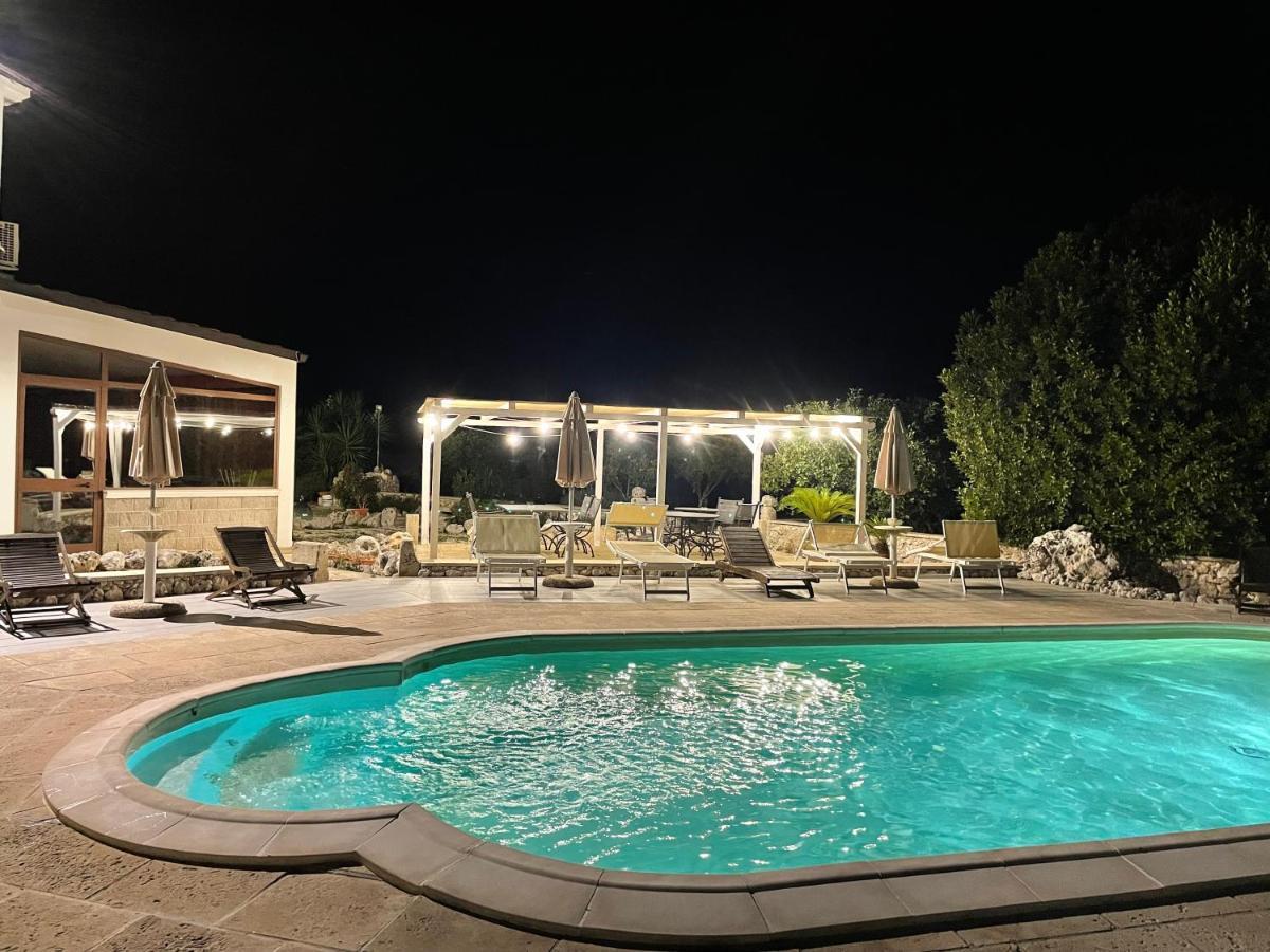 Agriturismo Masseria Saittole การ์ปิญาโน ซาเลนติโน ภายนอก รูปภาพ