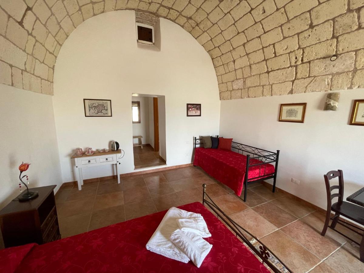 Agriturismo Masseria Saittole การ์ปิญาโน ซาเลนติโน ภายนอก รูปภาพ