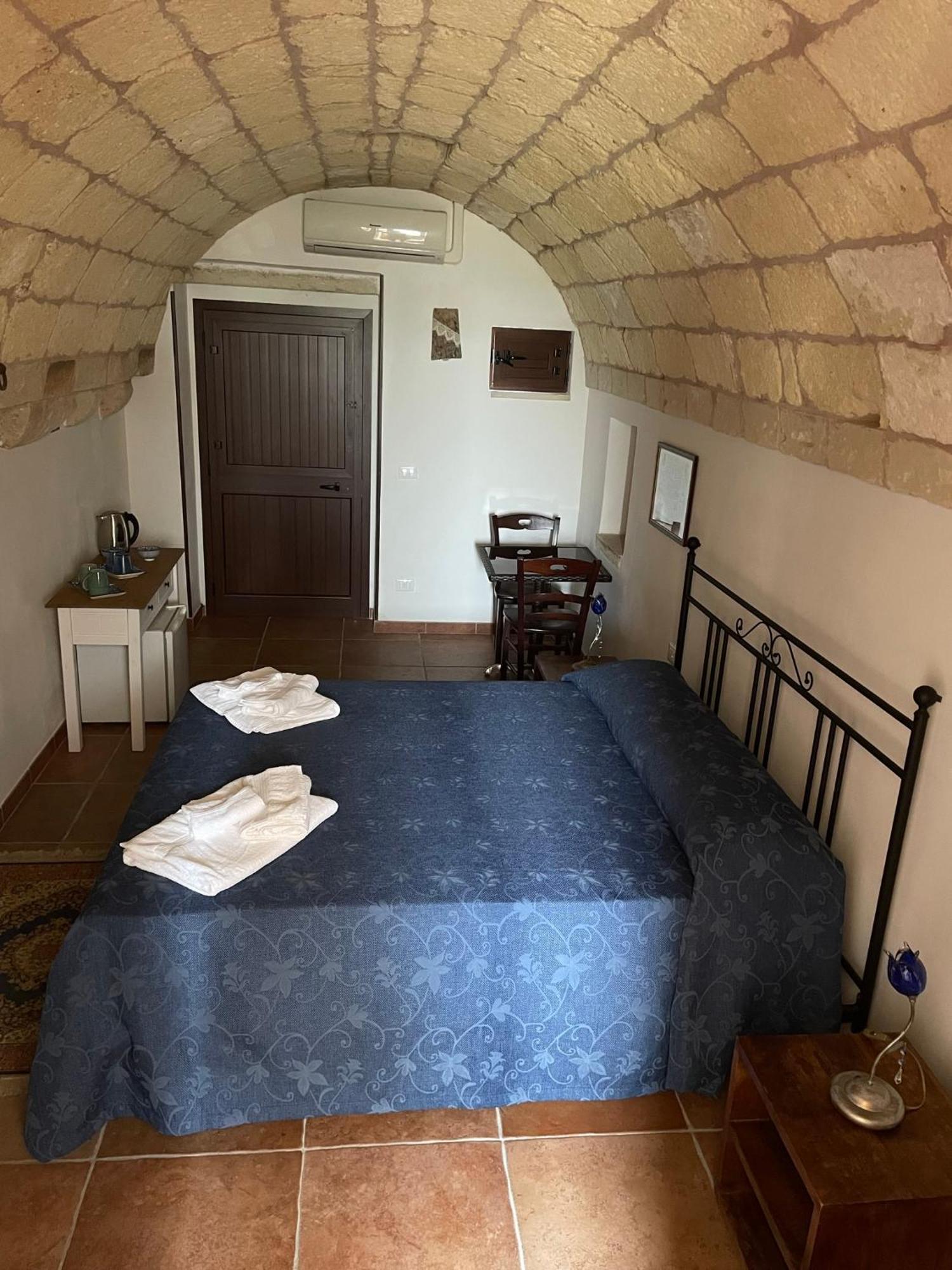 Agriturismo Masseria Saittole การ์ปิญาโน ซาเลนติโน ภายนอก รูปภาพ